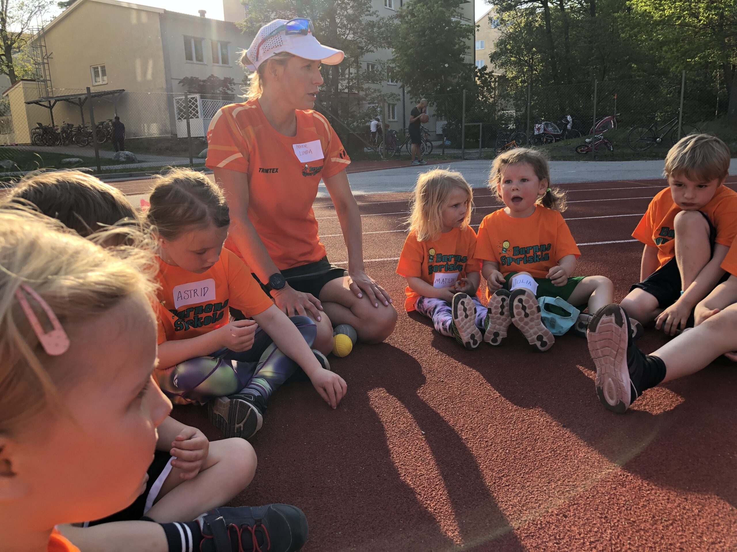 Barnen sportskola anordnar idrottsaktiviteter sportskolor för barn från 3 års ålder i Stockholm Barnen sportskola anordnar idrottsaktiviteter sportskolor för barn från 3 års ålder i Stockholm